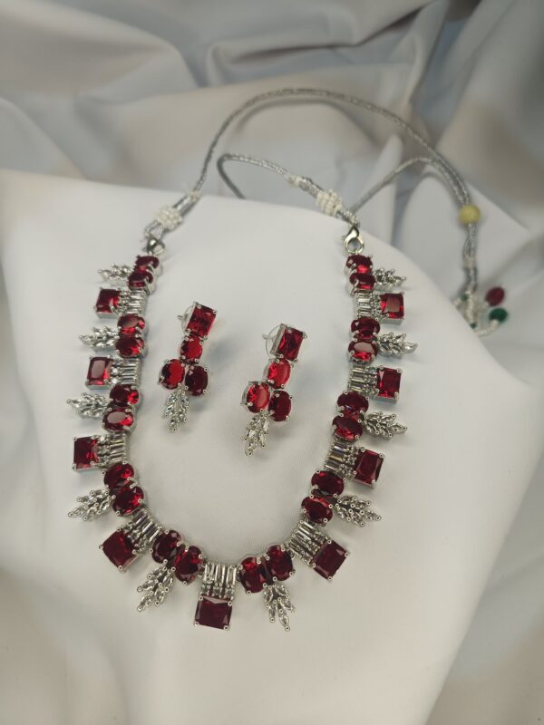 Ruby Neckless With Earring
